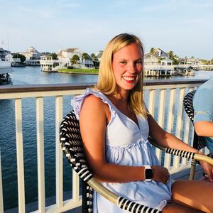 Meet your Posher, Amanda